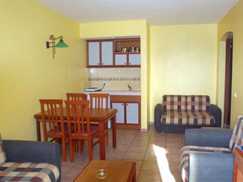 Club Sidar Apart Hotel Аланя Екстериор снимка