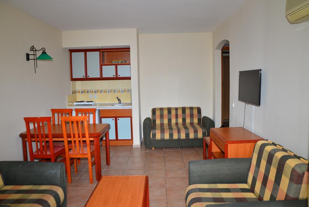 Club Sidar Apart Hotel Аланя Екстериор снимка