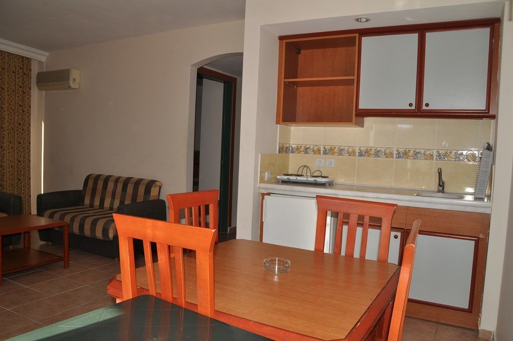Club Sidar Apart Hotel Аланя Екстериор снимка