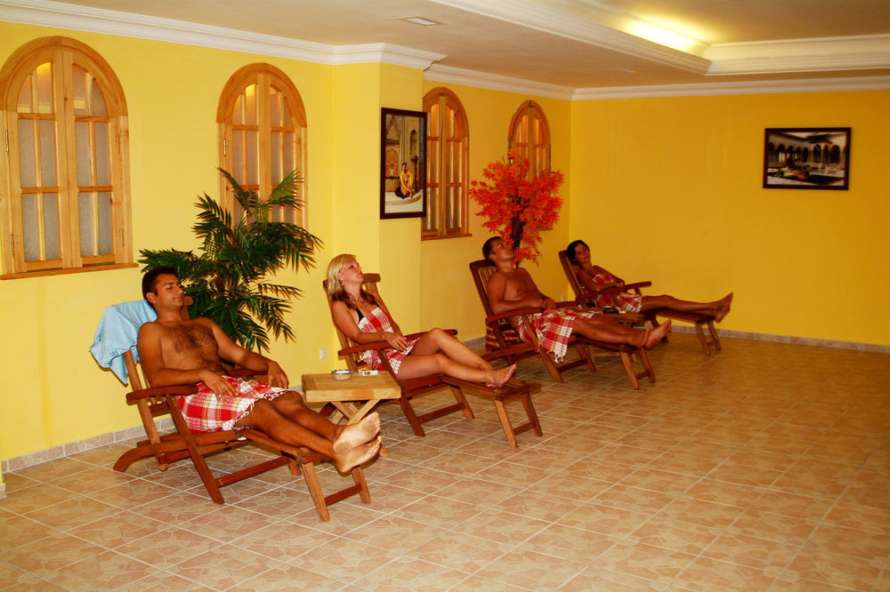 Club Sidar Apart Hotel Аланя Екстериор снимка